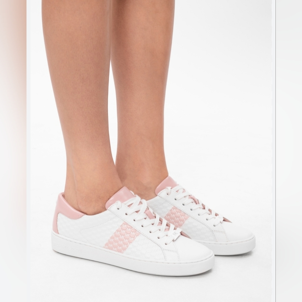 Colby Michael Kors Leather Sneaker size 8